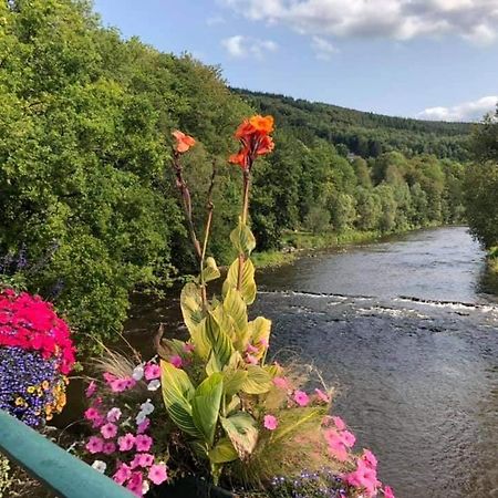 Le Chalet Castor - Camping International - Bomal - Durbuy Bagian luar foto